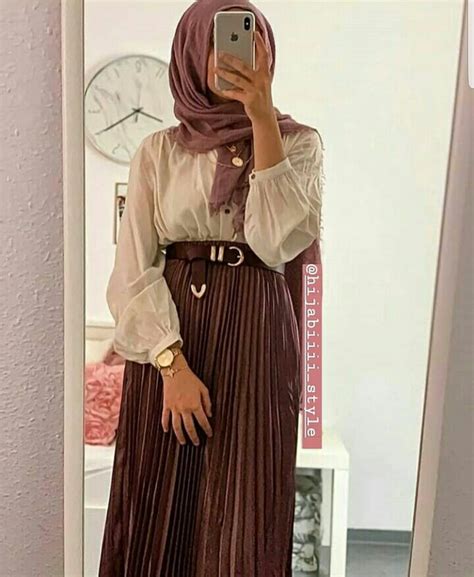 21 modest ways to style long pleated skirts with hijab fashion zahrah rose