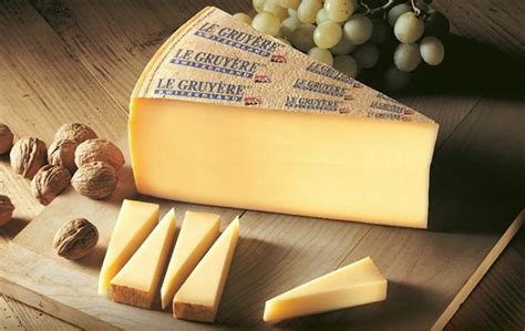Veja algumas curiosidades sobre os queijos mais consumidos no inverno Metrópoles