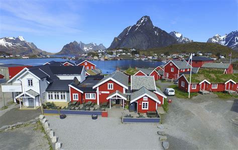 Pin On Reine Rorbuer By Classic Norway Hotels