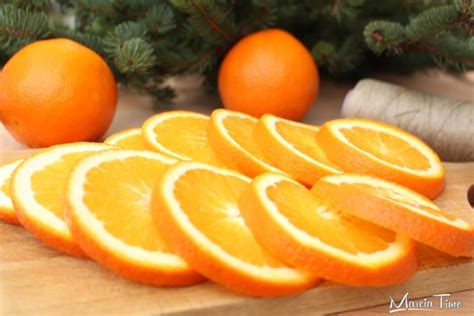 Ozdoby choinkowe z pomarańczy - MarciaTime
