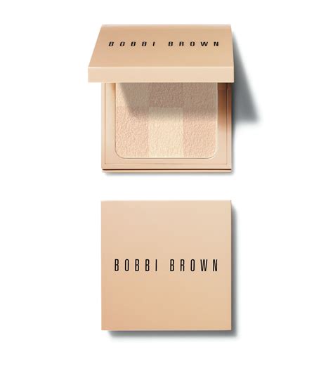 Nude Finish Illuminating Powder