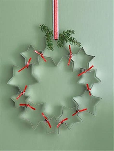Explore amara's christmas shop online now. Simple Do It Yourself Christmas Crafts - 40 Pics