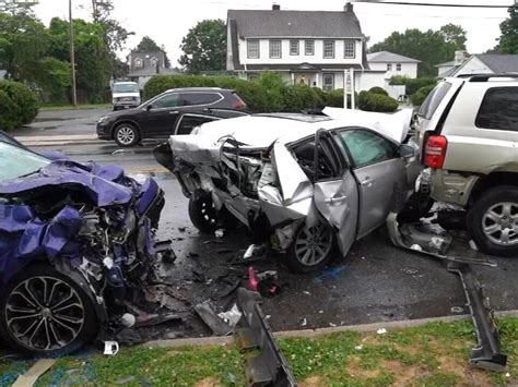 Authorities Blame Alleged Drunk Driver For Multi Car Crash In Hempstead