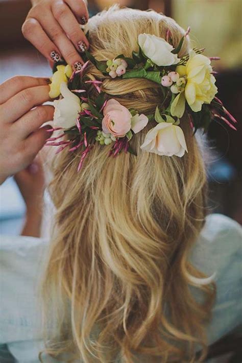 Find the best free stock images about wedding background. 20 Wedding Hair Ideas with Flowers