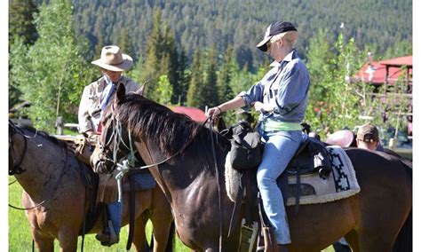 Experience A Working Ranch Firsthand Cowgirl Magazine Cowgirl And