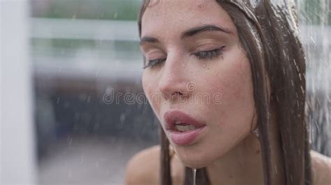 Sensual Woman In Outdoor Shower Stock Video Video Of Beautiful