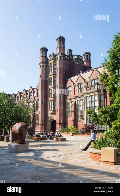 Newcastle University Campus Hi Res Stock Photography And Images Alamy