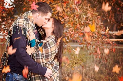 Fall Engagement Shoot Cant Wait To Marry Him Fall Engagement Shoots Save The Date Photos