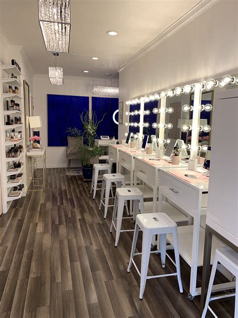 Top 18 Makeup Studio Setup Ideas En Iyi 2022