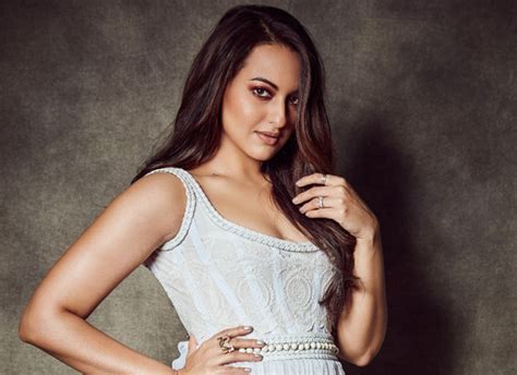 Sonakshi Sinha Speaks About The Importance Of Education Marval Entertainment