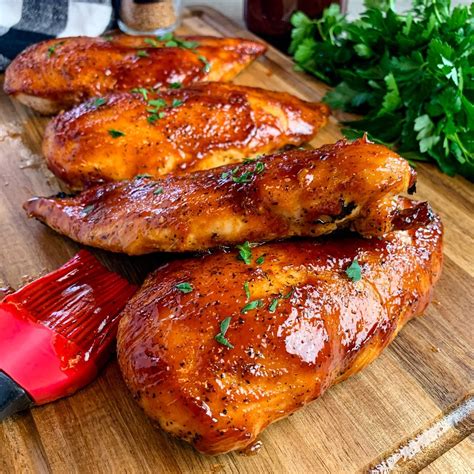baked bbq chicken breast {so juicy}