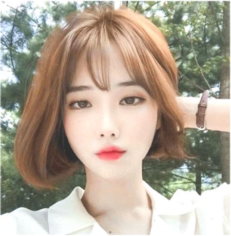 Pixie is the most popular short cut for a round face, however. 30 Best Korean Short Hairstyles For Round Faces Tips Wig ...