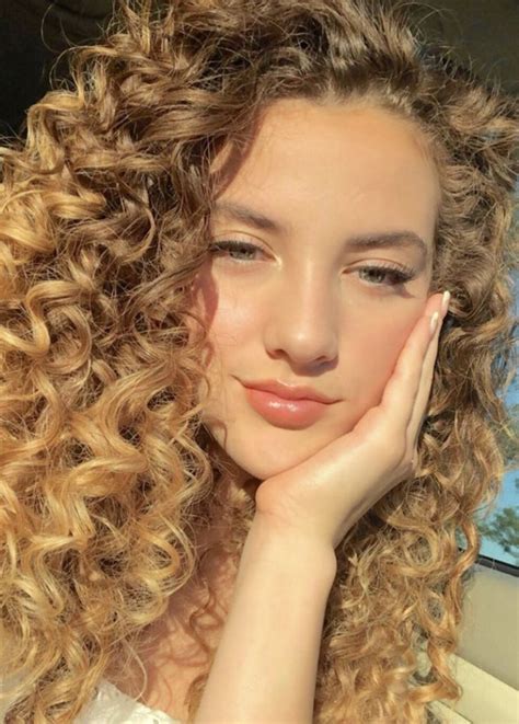 Pin By Leah🦋🦋🦋 On Sofie Dossi Hair Beauty Black Girl Braids Curly Hair Styles