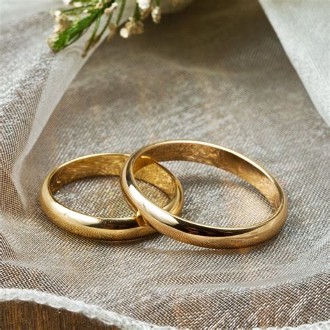 Classic 4mm His And Hers Silver Wedding Rings 14k Gold Etsy In 2022