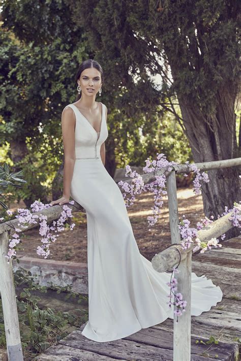 Classic Wedding Dresses Weddingdresses Classicweddingdresses