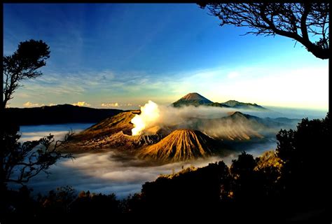 Indonesia Tourism Guide Mount Bromo Sunrise