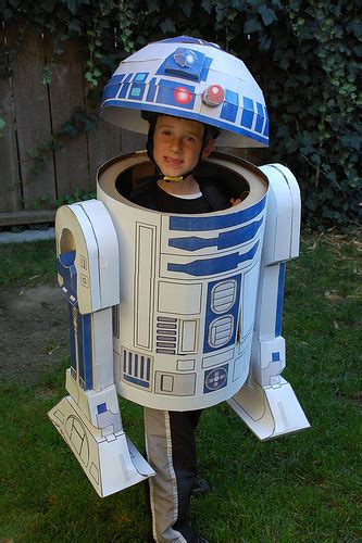Diy R2d2 Costume R2d2 Costume Diy This Is The Droid Costume You Were