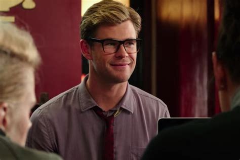 watch first look at chris hemsworth as ditzy assistant in upcoming ghostbusters remake