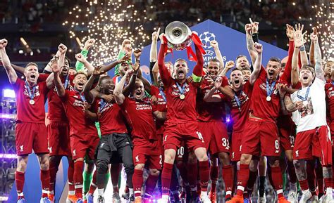 The uefa champions league was introduced in 1955 as the european cup and was a straight knockout competition initially, open only to the champion club of each nation. Liverpool Juara Liga Champions 2019 | Tagar