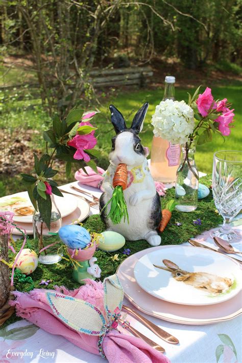 An Easter Picnic In 2020 Easter Tablescapes Easter Spring Tablescapes