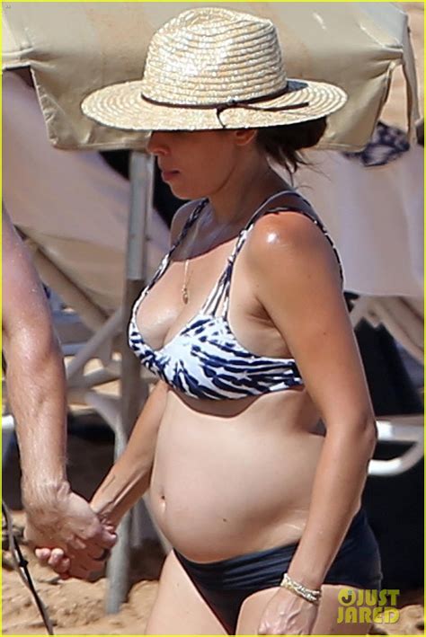 Jamie Lynn Sigler Shows Off Baby Bump In A Bikini On Hawaii Vacation Photo Bikini