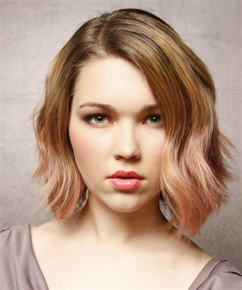 Dark blonde is a great color to sport if you have a medium to fair complexion. Medium Wavy Dark Strawberry Blonde Hairstyle with Blonde ...