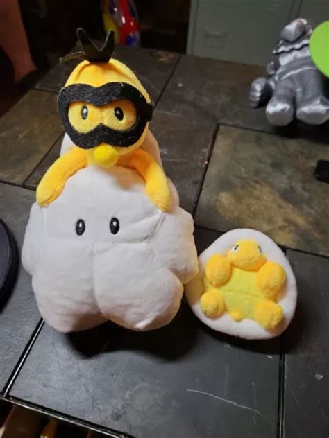 Mario Bros Lakitu Plush 7” In Cloud With Pouch Spiny Nintendo 1499