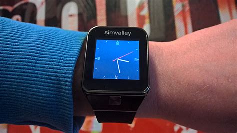 Q18 smartwatch comes in three color versions, white, black as well as silver. Simvalley PW-430.mp im Praxis-Test - COMPUTER BILD