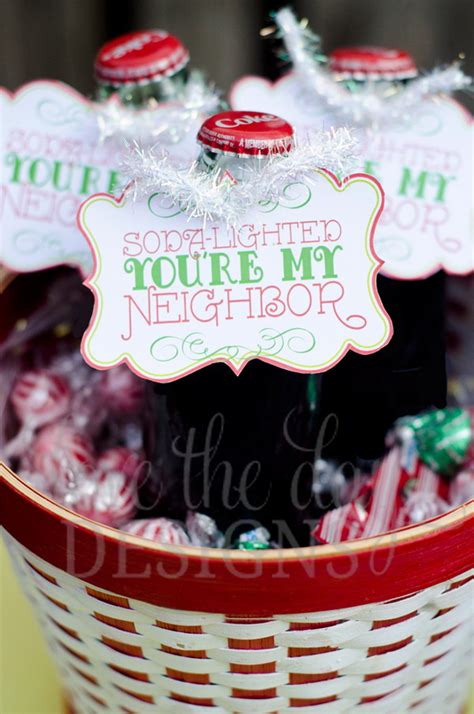 Perfect for holiday gifts for your neighbors and friends. 20+ Easy and Sweet Neighbor Gifts for Christmas - Hative