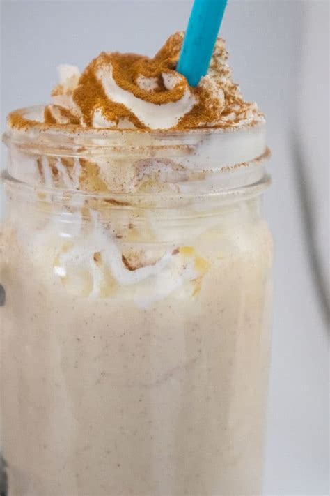 Keto Cinnamon Roll Smoothie High Fat The Hungry Elephant
