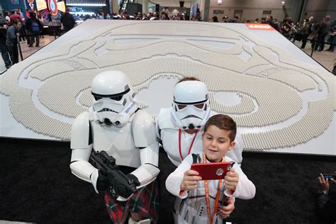 Lego Breaks Guinness World Record For Largest Star Wars Minifigure