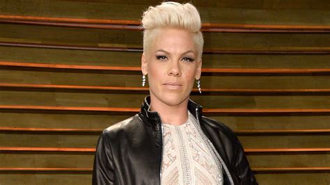 Pink Slams Women Who Use Their Body Sex Tits And Aes To Get
