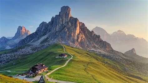 Dolomites Hillwalking Holidays In Italy