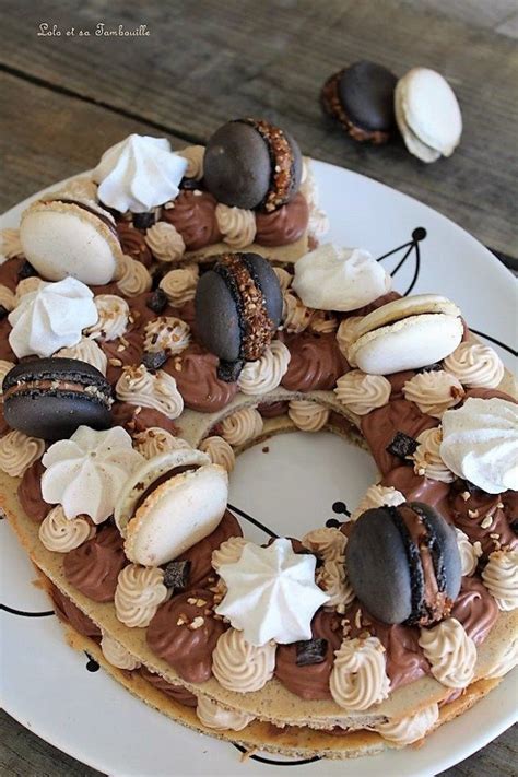Maybe you would like to learn more about one of these? Number cake chocolat & carambars | Recette | Cake chocolat ...