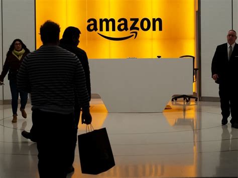 Amazon Hiring 30000 People Hosting Chicago Job Fair Chicago Il Patch