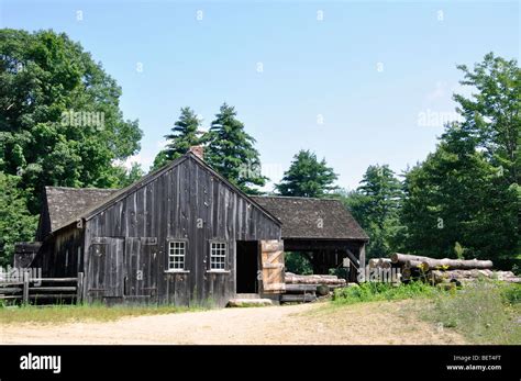New England Farm 1700s Hi Res Stock Photography And Images Alamy