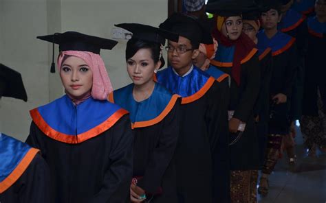 Tarikh pendaftaran tahun 1 sesi 2020/2021 secara online. Pengumuman Pendaftaran Beasiswa Undip Periode 1 Tahun 2021 ...