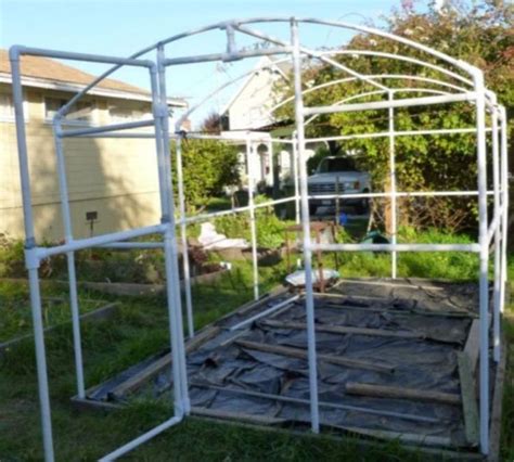 30 Simple And Easy Diy Pvc Ideas For Small Garden Pvc Greenhouse