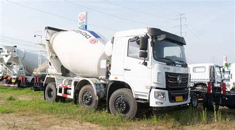 Dongfeng Cement Mixer Truck Keeyak Specialty Vehicle Manufacturer