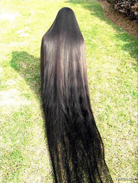 longest female hair record