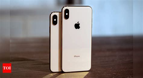 For six months i used the iphone 11 as my daily driver and the 11 pro as my work phone. iphone 11 pro max: Here's how iPhone 11 Pro Max's ...