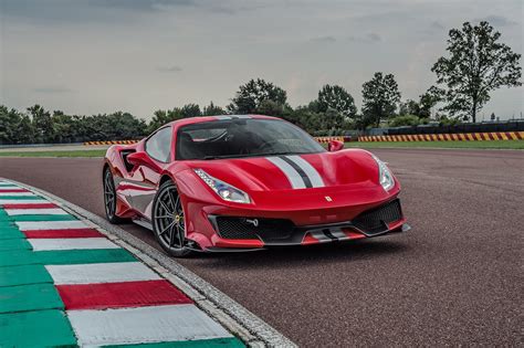 Ferrari 488 Pista How Id Spec It A Minimalist Pista Is The Perfect