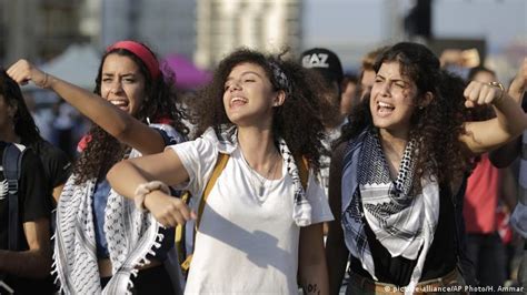 Women Led Protests In Lebanon Inspire Middle East Feminists Women Are