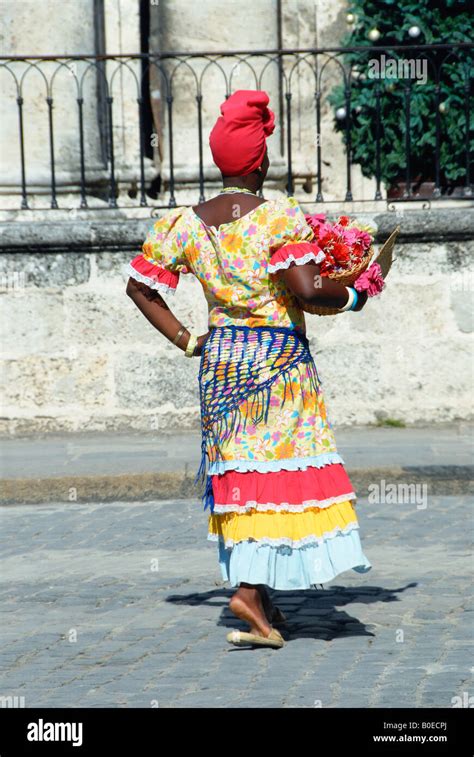 Woman Dressed In Traditional Clothing Havana Cuba Stock Photo Alamy