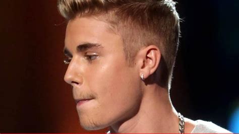 Justin Bieber Toronto Limo Assault Dropped