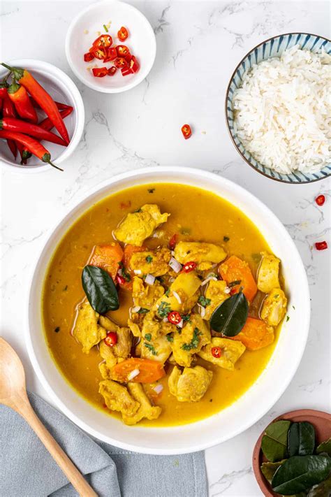 Authentic Thai Yellow Curry Chicken Fitsian Food Life