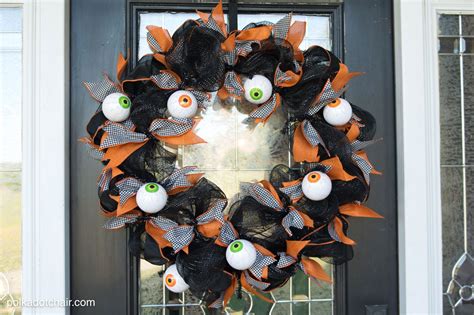 Halloween Craft Diy Geo Mesh Eyeball Wreath