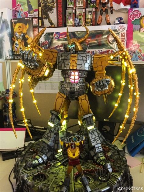 Transformers Unicron Lamp Transformers Masterpiece