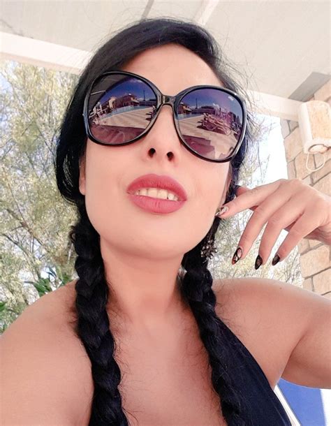 October 24, 2018 ezada sinn & goddess ambra. Tweeturi media de Ezada Sinn (@Mistress_Ezada) | Twitter ...