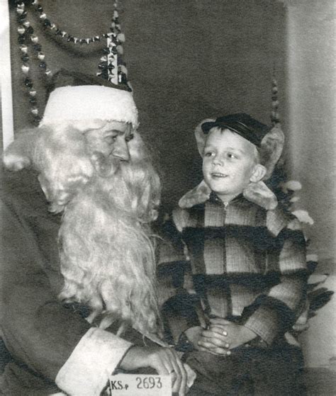 Adorable Vintage Photos Of Kids Meeting Santa Readers Digest